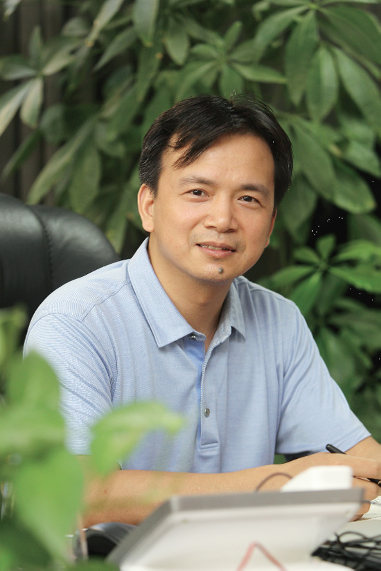 访河南九鼎实业有限公司总经理史小林