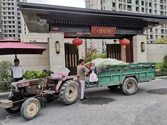 昌建&middot;君悦府爱心助瓜农，万斤西瓜免费送