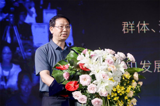 中国中部首届高铁经济研讨会在郑州举行