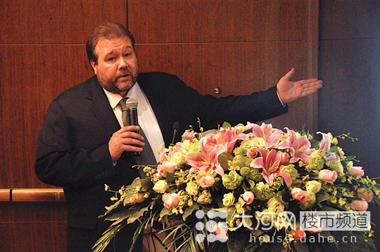 澳洲Handle地产集团来郑推介房产 近百意向人士参与