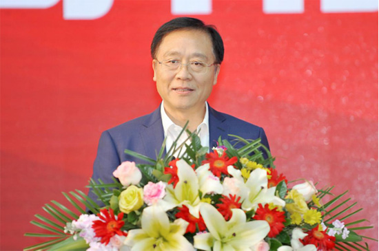 河南省城乡融合发展高峰论坛15日在郑举办
