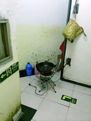 北京二环内疯狂群租：地下车库防空洞变旅馆