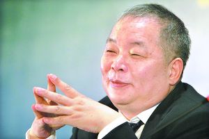 第一代地产大佬老有所“为”